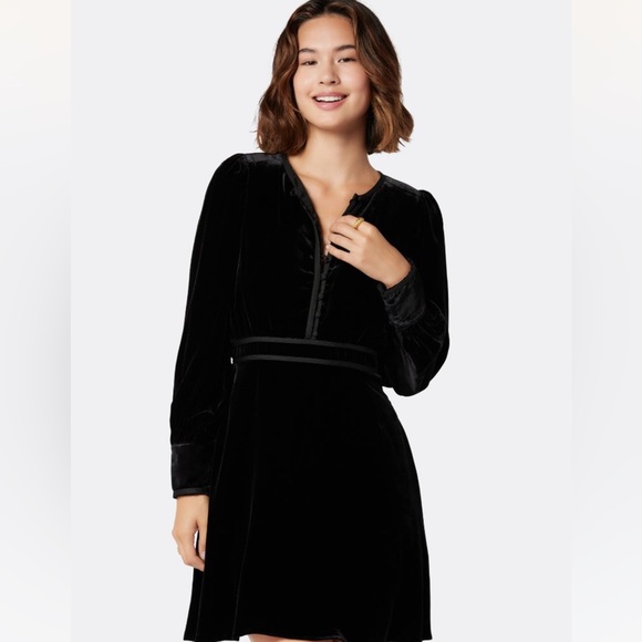 Joie Renata 🎉host pickx2🎉🎈velvet mini dress - Picture 3 of 15